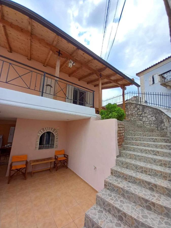 Villa Gkoros House Old Town à Himarë Extérieur photo